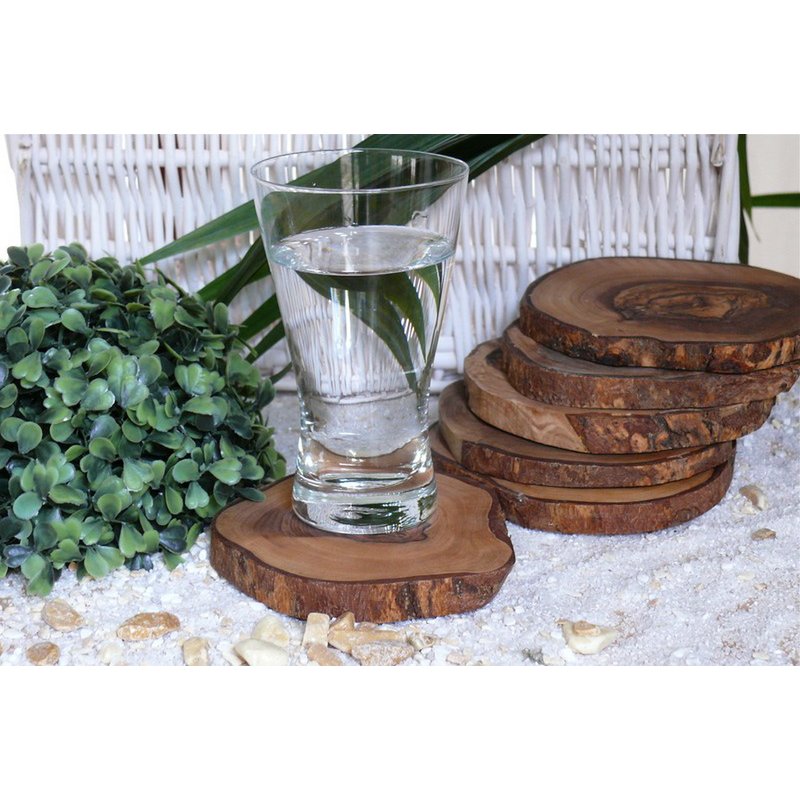 Set of 12 coasters RUSTIC ROUND approx. Ø 10 to 12 cm made of olive wood