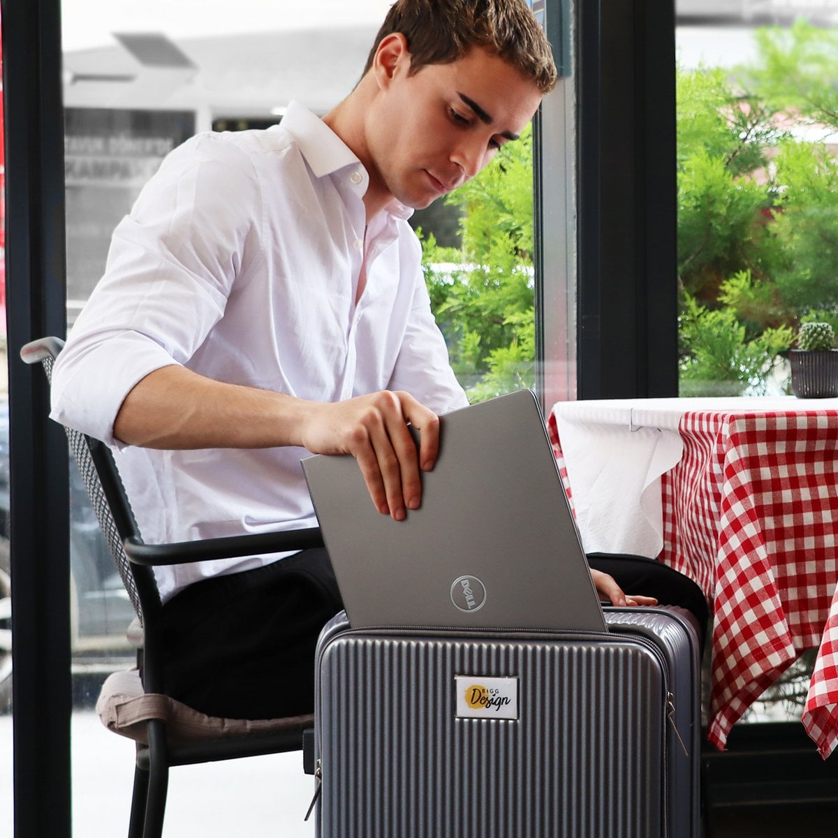 Biggdesign Moods Up Luggage with Cup Holder and USB Port, 20", Silver