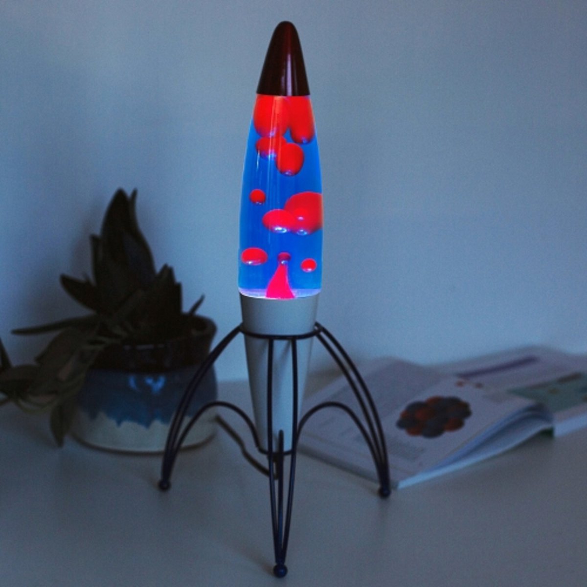 Mad Monkey - Retro Lava Lamp Rocket