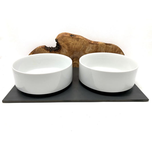 Feeding station MOUNTAIN 2x 1.5 liter porcelain bowl olive wood