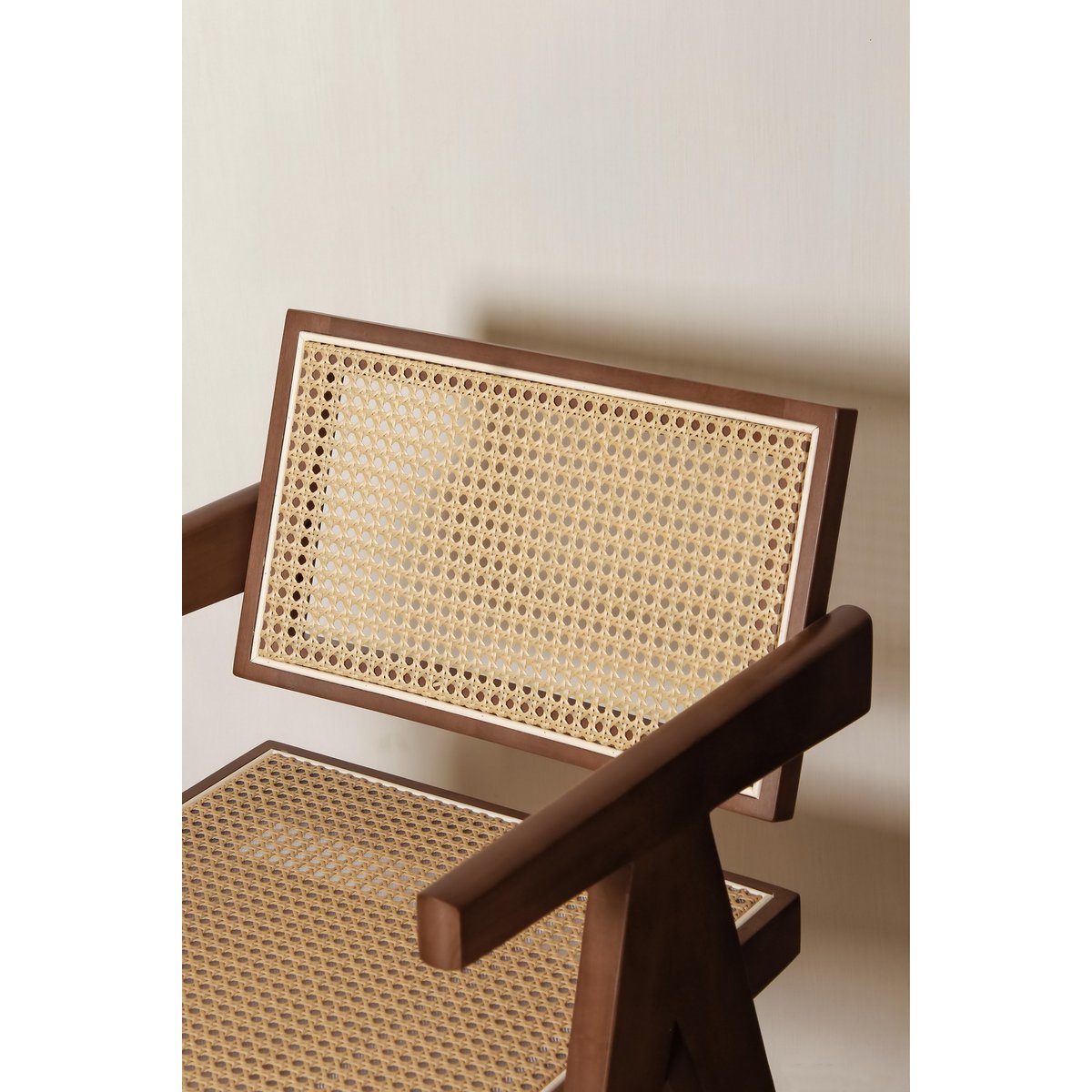Luxury design chair Pierre Jeanneret walnut color + rattan, top quality - Chandigarh