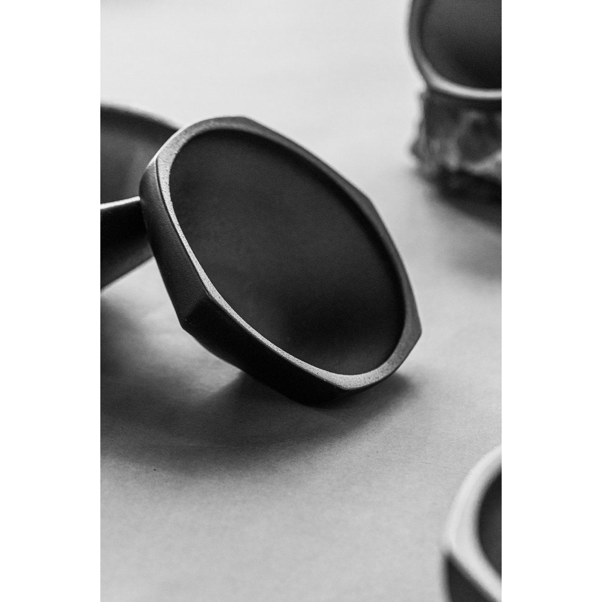 Modern Asian style bowl, high end design and finish, KUNYU22ZW