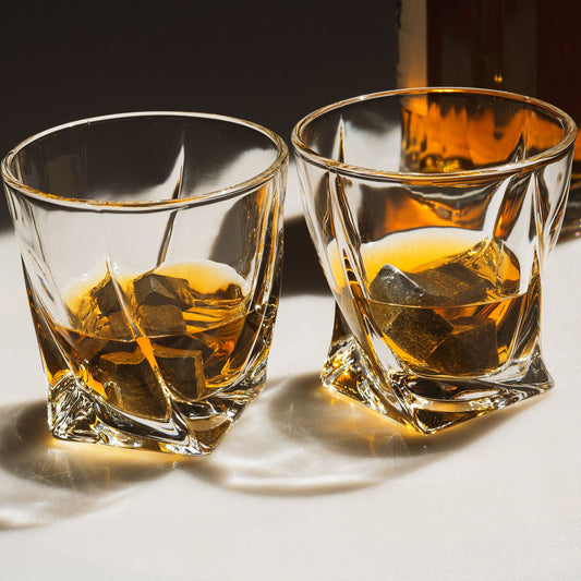 Whiskey glasses - Twisted (set of 2) incl. 2 ice rocks (cooling stones)