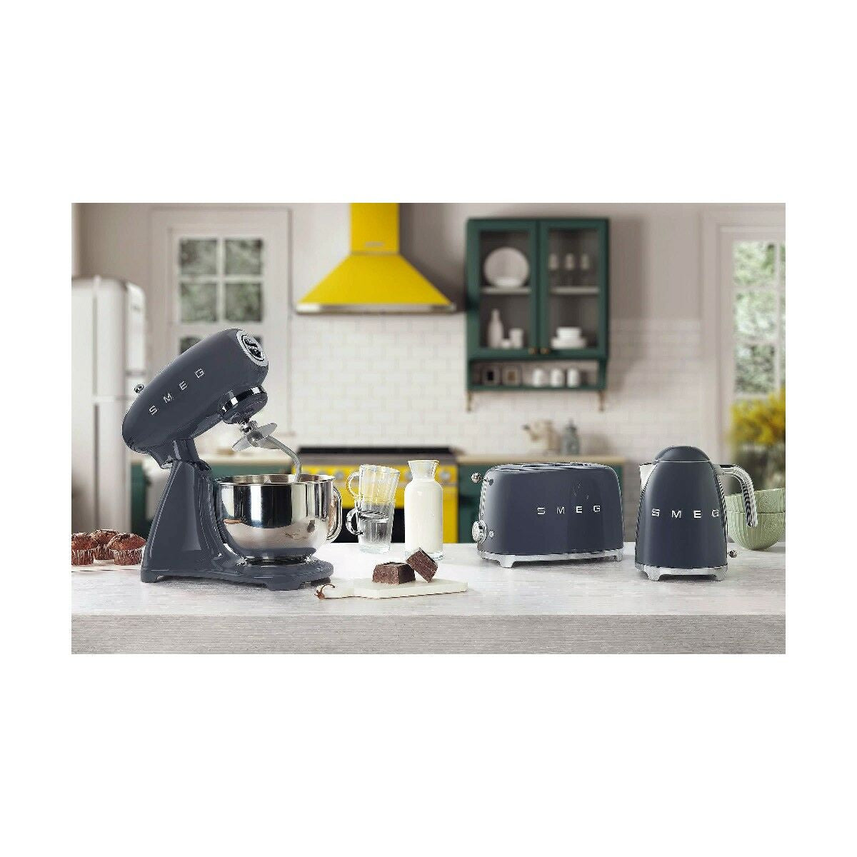 Blender/Rührgerät Smeg SMF03GREU Grau 800 W