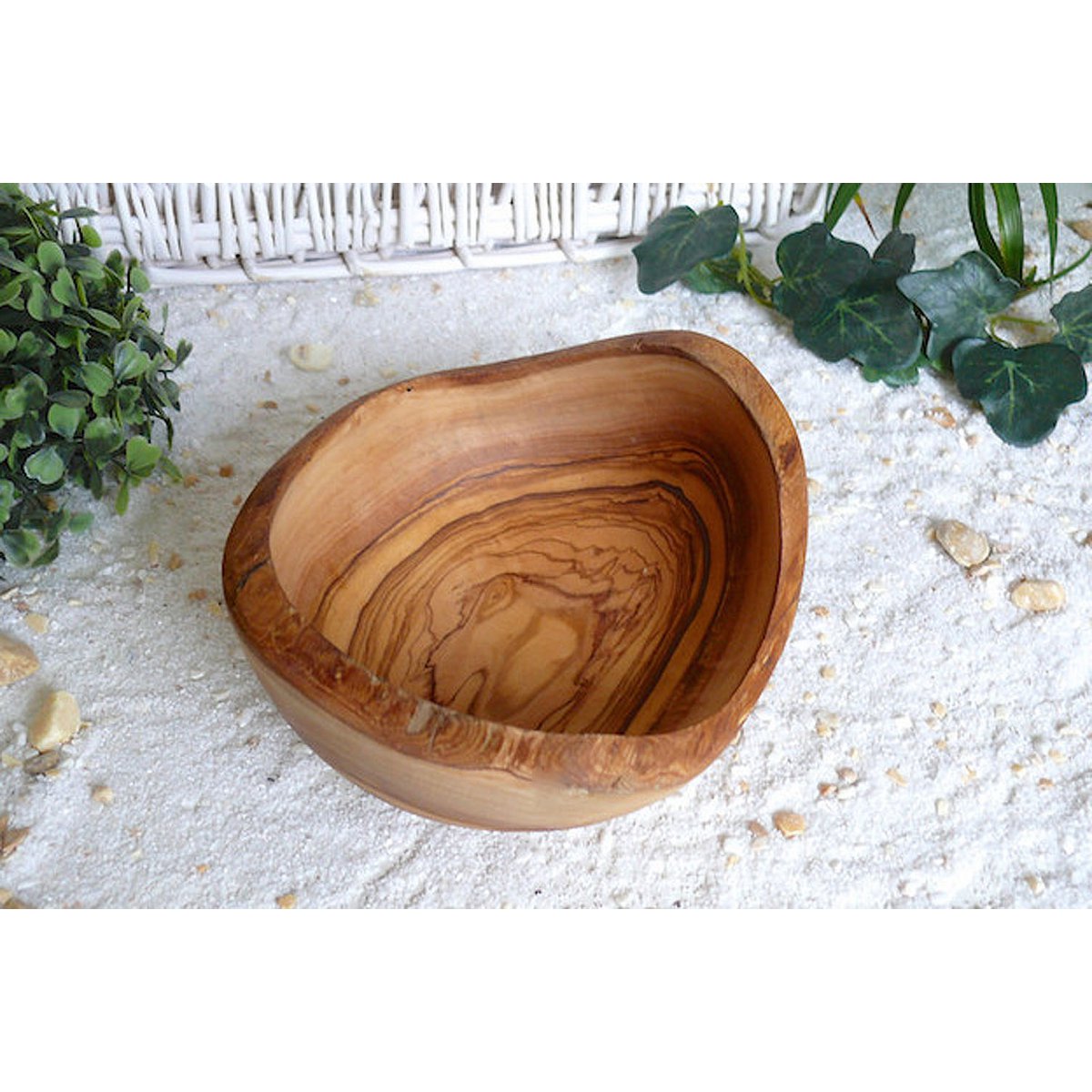 Snack bowl RUSTIC round (Ø approx. 14 cm) made of olive wood