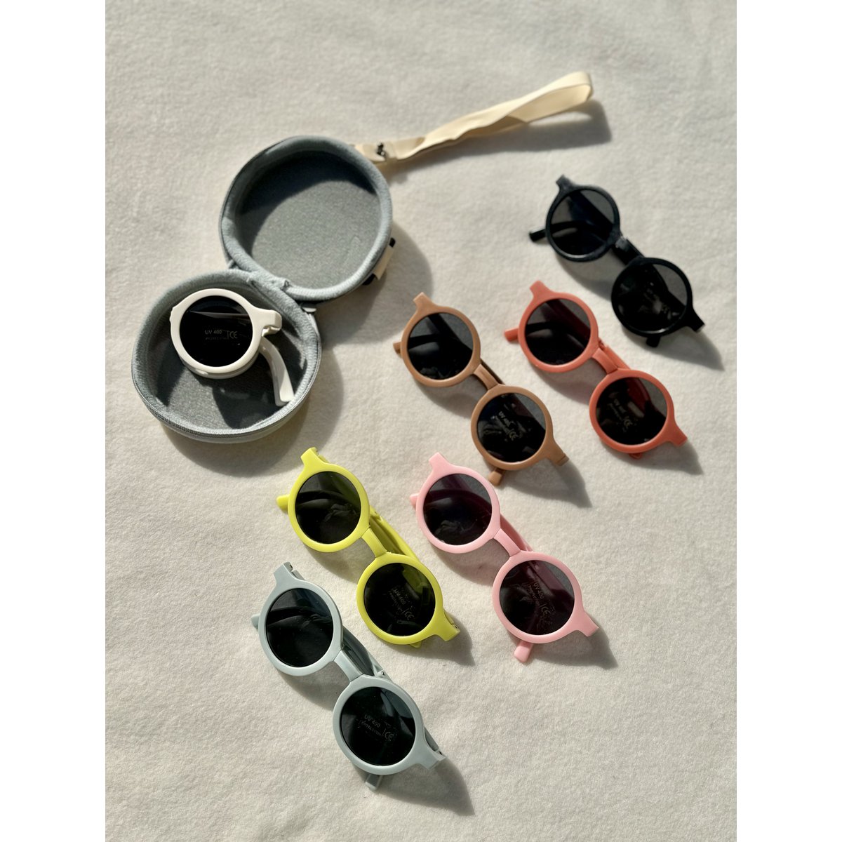 Foldable Dora Sunglasses with Bag - UV400 protection