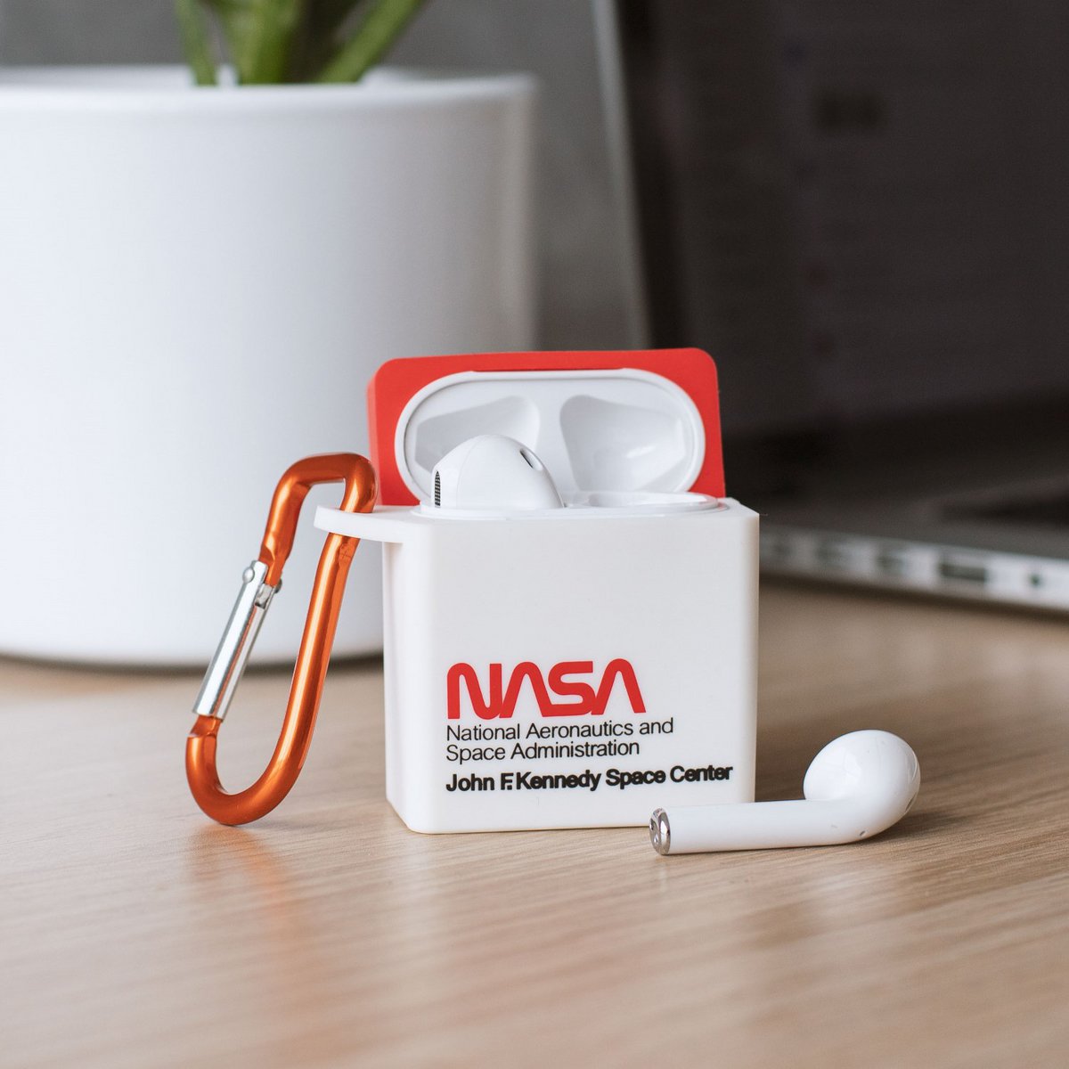 PowerSquad - AirPods Case "NASA"