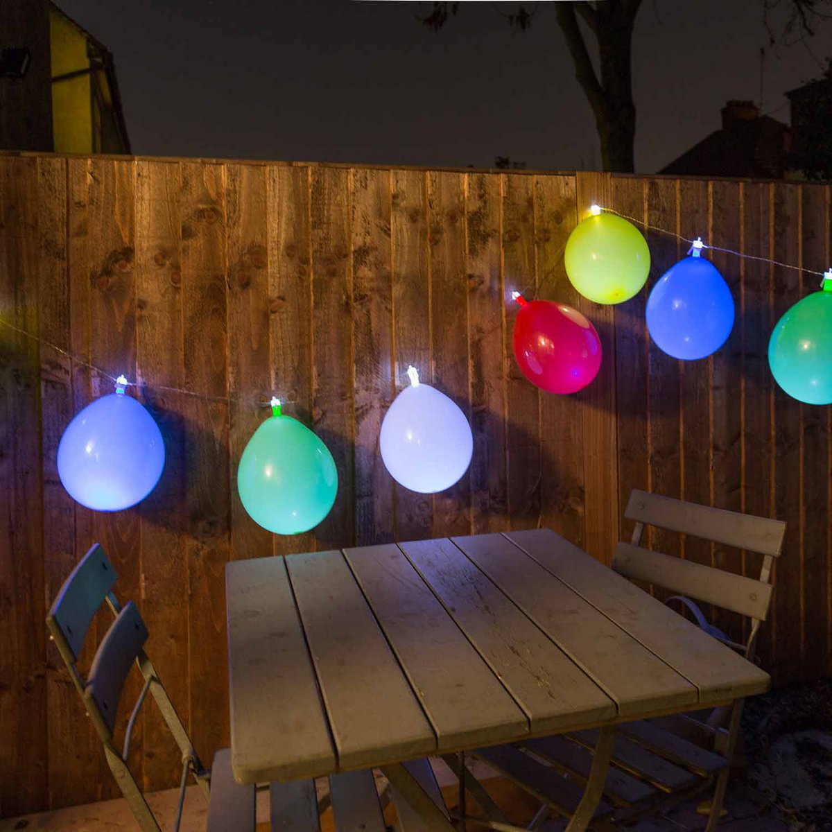 LED light chain "Balloon" - Balloon String Lights