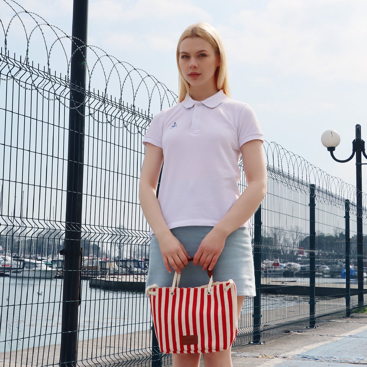 Anemoss Red Tote Bag