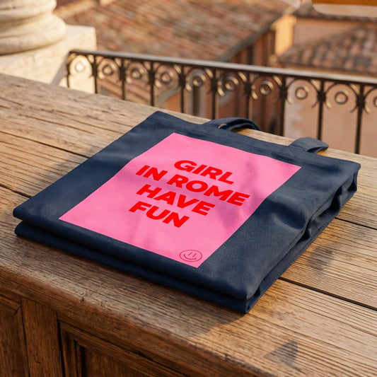 Tote Bag Girl in rome